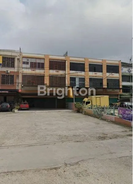 RUKO PREMIUM 3 LANTAI DI JALAN RIAU DEKAT CIPUTRA MALL PEKANBARU