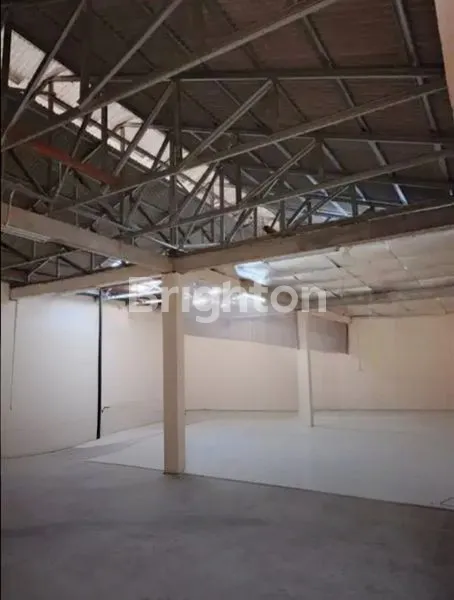 image GUDANG BESAR KREO SELATAN, TANGERANG. (1)