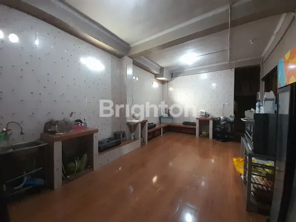 image RUMAH LUAS 2 LANTAI DI SESETAN DENPASAR SELATAN (6)