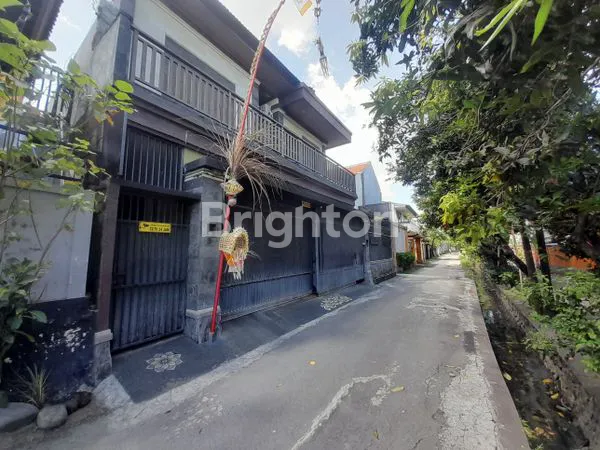 image RUMAH LUAS 2 LANTAI DI SESETAN DENPASAR SELATAN (1)