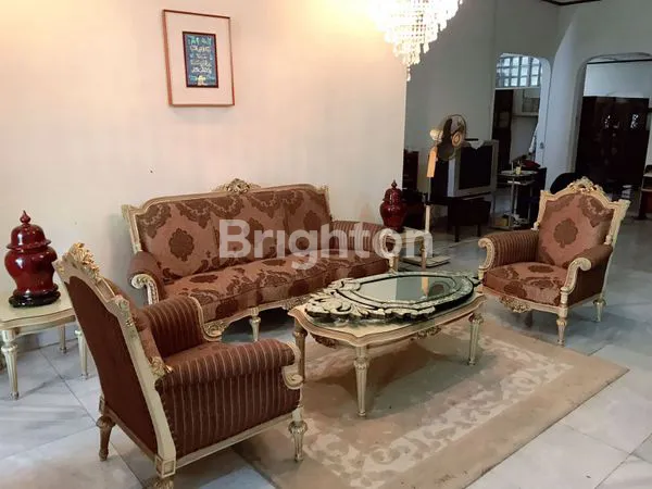 image RUMAH LUAS ASRI PONDOK PINANG JAKARTA SELATAN HARUS TERJUAL  (4)