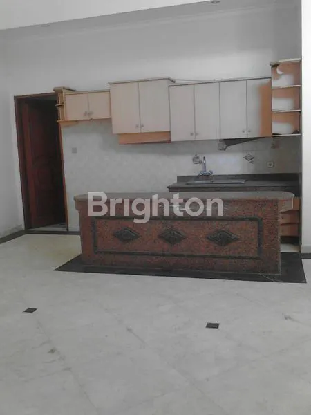 image LUXURIOUS, KEMANG TIMUR. JAKARTA SELATAN (7)