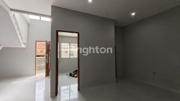 image DIJUAL NEW TOWN HOUSE JAPANESE SKANDINAVIAN STYLE  2 1/2 FL TOMANG  JAKARTA BARAT (2)