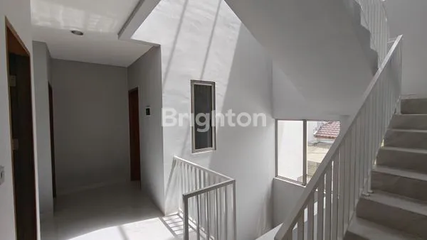 image DIJUAL NEW TOWN HOUSE JAPANESE SKANDINAVIAN STYLE  2 1/2 FL TOMANG  JAKARTA BARAT (8)
