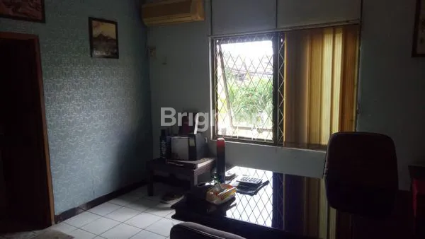 image HUNIAN BISNIS 2 LANTAI DI PONDOK BAMBU (7)