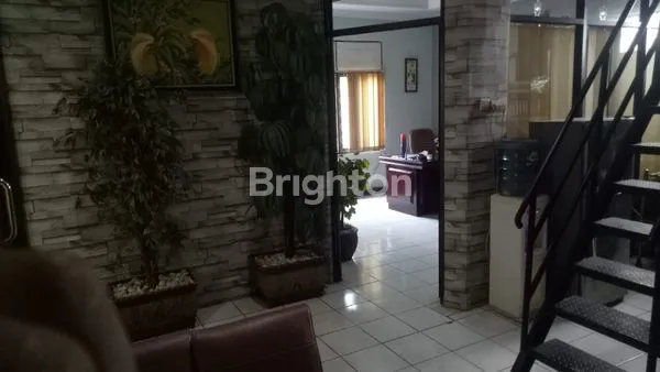 image HUNIAN BISNIS 2 LANTAI DI PONDOK BAMBU (6)