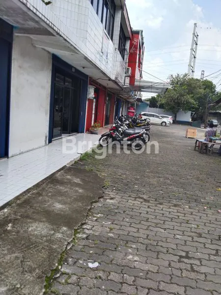 image HUNIAN BISNIS 2 LANTAI DI PONDOK BAMBU (2)