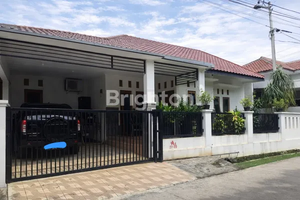 image JUAL RUMAH ASRI DAN LUAS DI CIMANGGIS DEPOK DEKAT JAKARTA TIMUR (1)