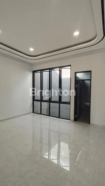 image RUMAH MODERN MANYAR TOMPOTIKA, DEKAT GALAXY MALL & MERR (4)