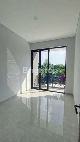 image RUMAH MODERN MANYAR TOMPOTIKA, DEKAT GALAXY MALL & MERR (7)