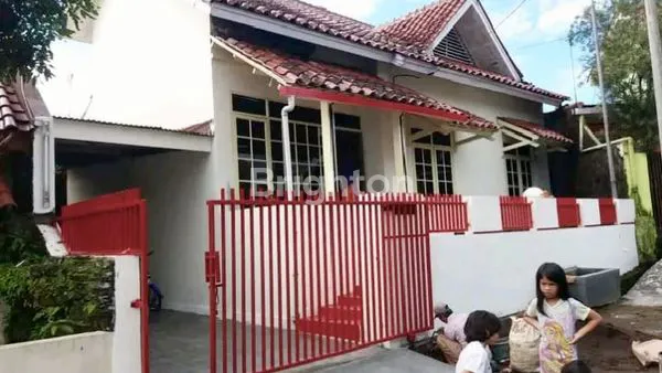image DIJUAL CEPAT: VILLA STRATEGIS LT 213M², 5 KT DI PUNCAK (1)
