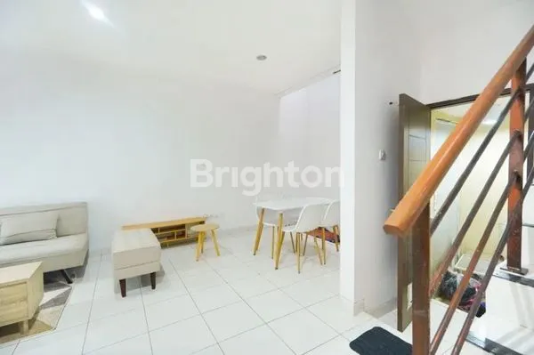 image DIJUAL RUMAH DI GREEN SERPONG BINTARO (4)