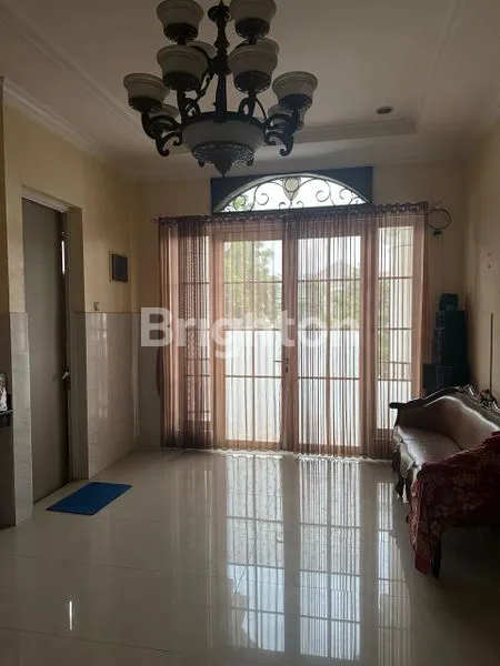image DI JUAL RUMAH STRATEGIS DI UJUNG MENTENG  JAKARTA TIMUR — DEKAT 3 EXIT TOL, HARGA 5M-AN SAJA! (3)