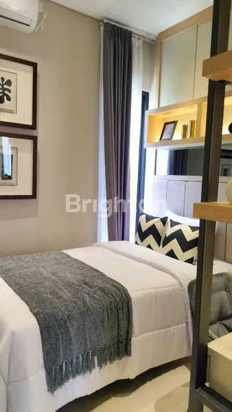 image RUMAH BARU 2 LANTAI FULLY FURNISHED CEMOROKANDANG  DEKAT TOL SAWOJAJAR (5)