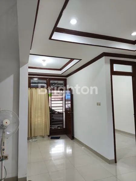 image RUMAH DURI KOSAMBI JAKARTA BARAT ASRI DAN AMAN DENGAN ONE GATE SYSTEM (3)