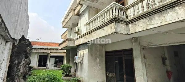 image RUMAH 2 LANTAI HITUNG TANAH NOL JALAN KENJERAN (3)