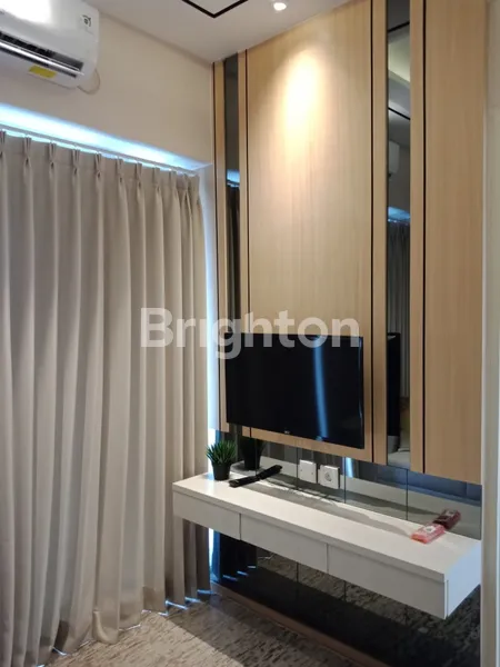 image APARTEMEN TANGLIN LANTAI 30 FULL FURNISH CAKEP SURABAYA BARAT  (7)