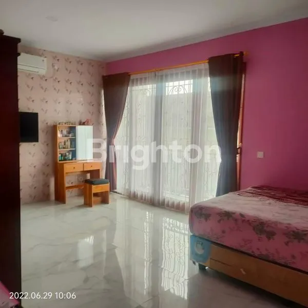 image RUMAH MEWAH 2 LANTAI + ROOFTOP DI NUNGGU CANGGU (8)