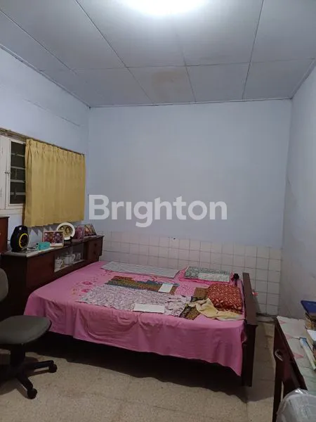 image TANAH BONUS RUMAH TERAWAT 1LT HARGA DIBAWAH NJOP  COCOK BUAT KOS -KANTOR  JALAN 2MOBIL HAYAM WURUK JAKARTA PUSAT (7)