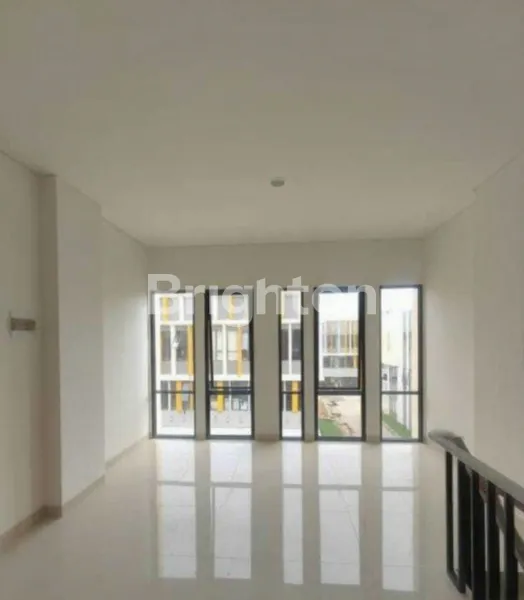 image THE LOOP BSD, SANGAT STRATEGIS, 3 LANTAI, COCOK UNTUK BISNIS & INVESTASI (5)