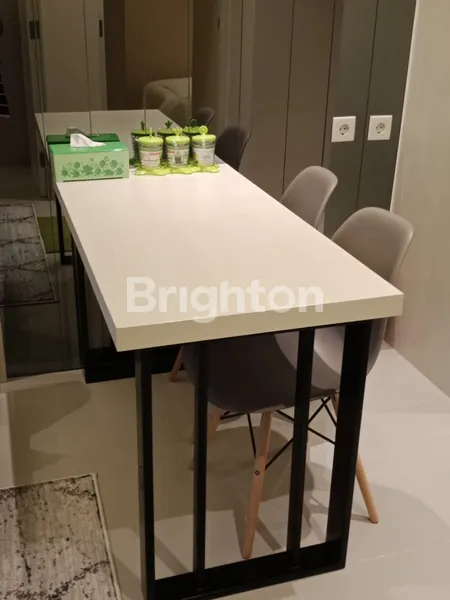 image APARTEMEN TANGLIN LANTAI 26 FULL FURNISH CIAMIK SIAP HUNI PAKUWON MALL SURABAYA BARAT  (8)