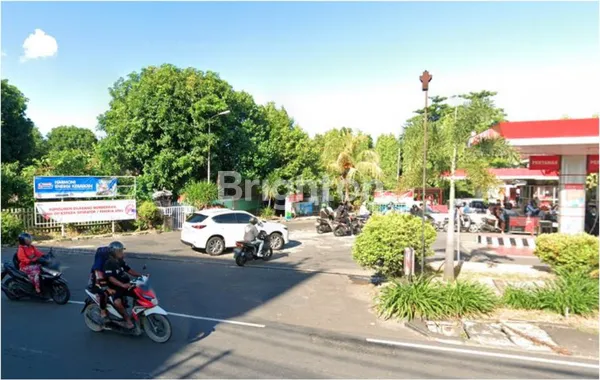 image TANAH PREMIUM BANGUNAN RUMAH DAN SPBU AKTIF INVESTASI JANGKA PANJANG DAN MENJANJIKAN RAYA KUTA BADUNG BALI (3)