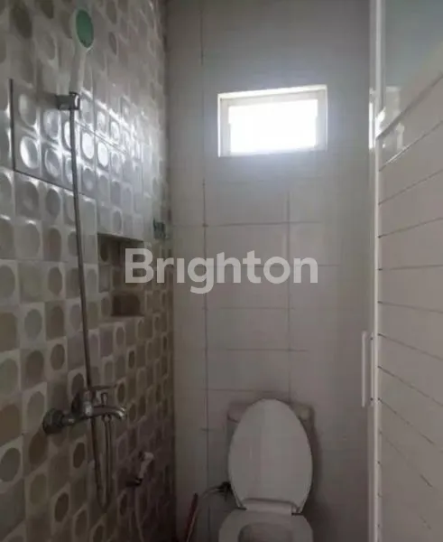 image RUMAH 2 LANTAI LOKASI PREMIUM (2)