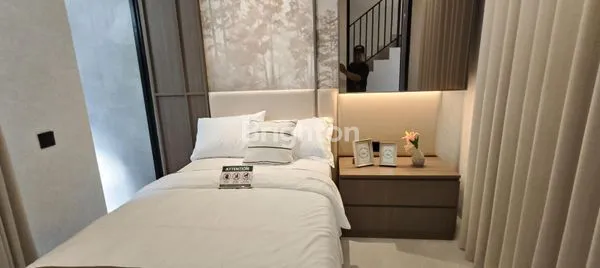 image RUMAH 2 LANTAI EX RUMAH CONTOH SURABAYA TIMUR (5)