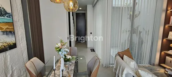 image RUMAH 2 LANTAI EX RUMAH CONTOH SURABAYA TIMUR (3)