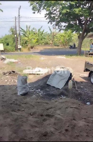 image DISEWAKAN GUDANG PINGGIR JALAN RAYA LOKASI SANGAT STRATEGIS JALUR UTAMA (3)