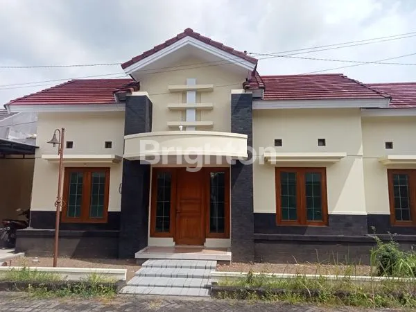image RUMAH SIAP HUNI 3 KT JALAN GODEAN (1)