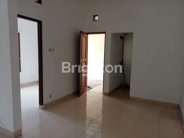 image RUMAH SIAP HUNI 3 KT JALAN GODEAN (8)