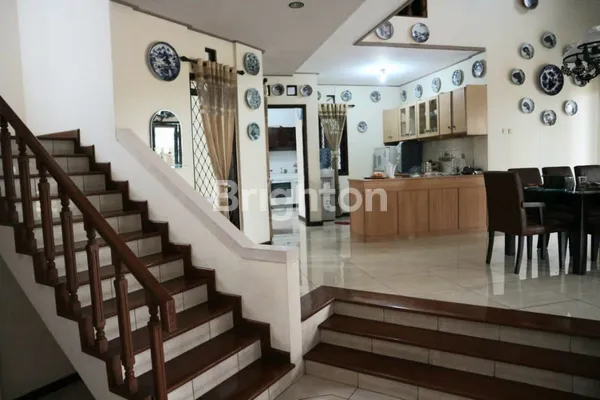 image RUMAH MEWAH SAYAP DAGO BANDUNG (8)