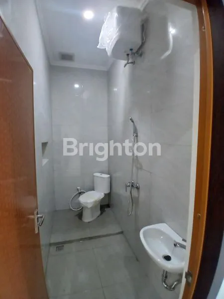 image DIJUAL RUMAH TAMAN UBUD ASRI LIPPO KARAWACI (6)