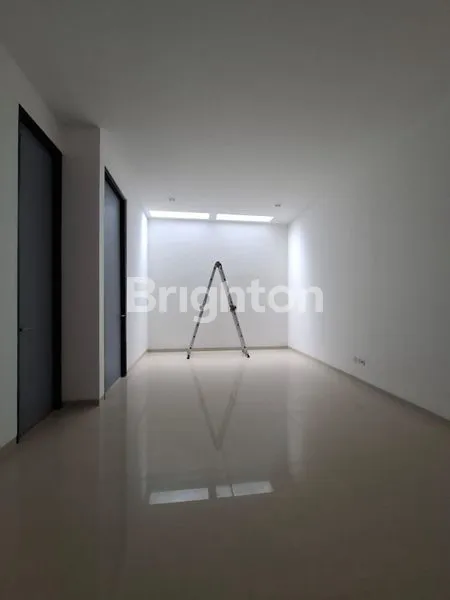 image RUMAH 2 LANTAI  DEKAT PAKUWON CITY PARK SHANGHAI GALAXY MALL MULYOSARI SUTOREJO WISMA PERMAI KENJERAN MERR KERTAJAYA ITS UNAIR GLORIA CITA HATI XIN ZHONG WIDYA MANDALA WM (3)