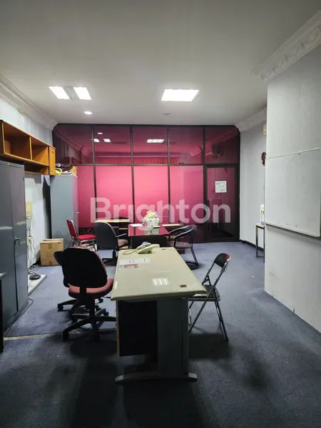 image RUKO 3 LANTAI KOMPLEK MEGAH RAYA SIAP PAKAI\\N (5)