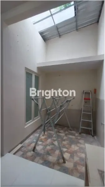 image RUMAH BARU RENOVASI SIAP HUNI GRAHA SUKOLILO REGENCY SURABAYA (4)