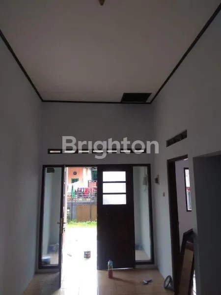 image RUMAH DIBAWAH 1M!!! SIAP PAKAI DI TENGAH KOTA  (2)