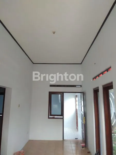 image RUMAH DIBAWAH 1M!!! SIAP PAKAI DI TENGAH KOTA  (3)