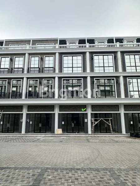 image RUKO BARU STRATEGIS 3,5 LANTAI DI HARVARD PIK 2 (1)