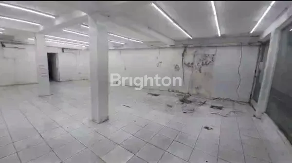 image DISEWAKAN AREA KOMERSIL RUMAH USAHA 2 LANTAI NOL JALAN, AREA RAMAI PADAT PENDUDUK STRATEGIS DEKAT KAPAS KRAMPUNG RAYA KENJERAN PAKUWON CITY MULYOSARI (5)