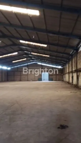 image GUDANG DI JALAN IMAM BONJOL KARAWACI TANGERANG (2)