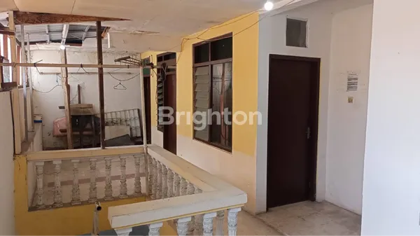 image RUMAH RUNGKUT ASRI STRATEGSI DEKAT UPN DAN MERR (4)