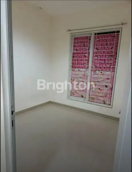 image RUMAH SIAP HUNI DEKAT STASIUN CISAUK TANGERANG SELATAN (2)