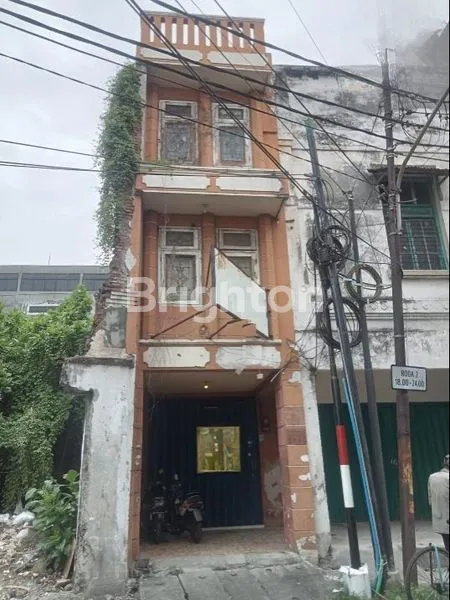 image RUKO 3 LANTAI DI JALAN SAMUDRA SURABAYA (1)