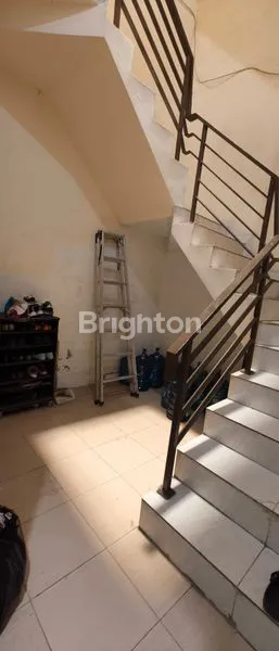 image RUMAH 3 LANTAI DI MUARA KARANG, LT 102M², 9 KT (7)