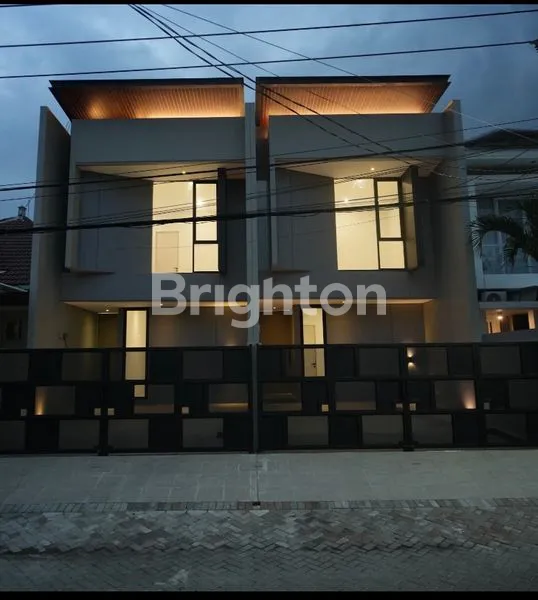 image RUMAH BARU 2 LANTAI RUNGKUT MAPAN (1)