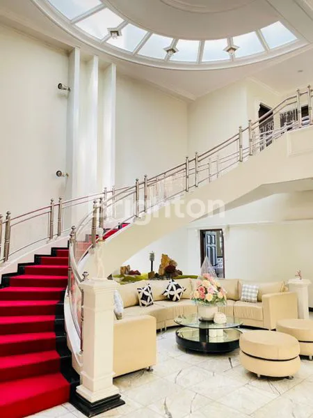 image RUMAH MEWAH RAYA DHARMAHUSADA INDAH (2)