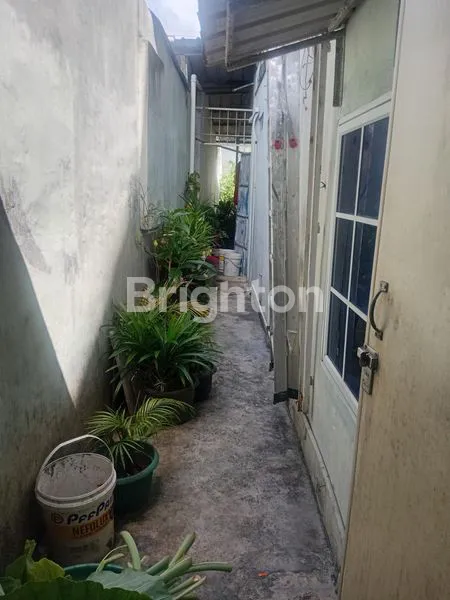 image RUMAH KOS KOSAN 2 LANTAI TAMBAH  RUMAH PETAK DEPAN RUMAH (6)