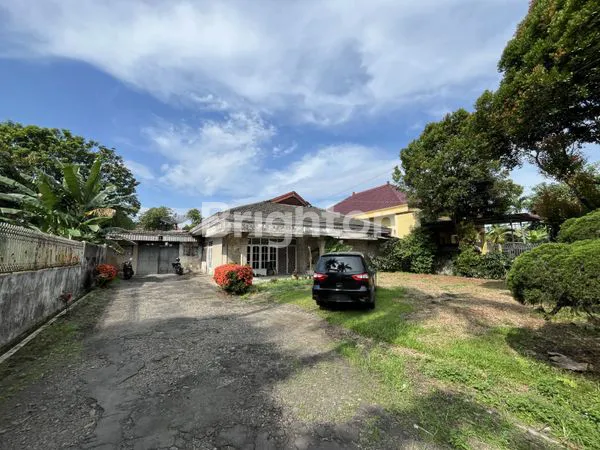 image TANAH LUAS 1520M² DI MEDAN TUNTUNGAN, SHM, AKSES STRATEGIS (3)